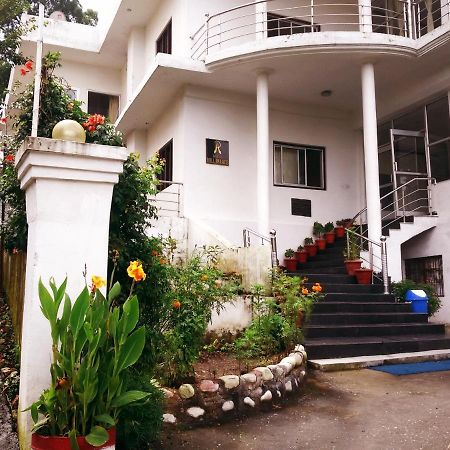 Hotel Hill Palace Kausani Bagian luar foto