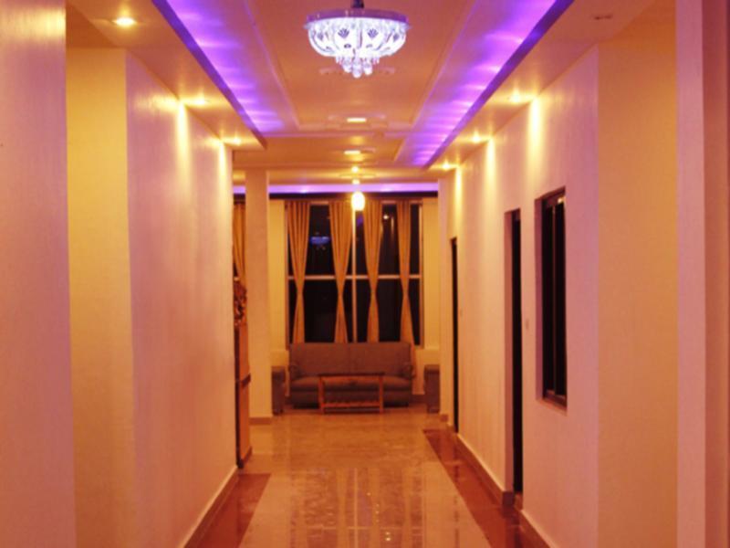 Hotel Hill Palace Kausani Bagian luar foto