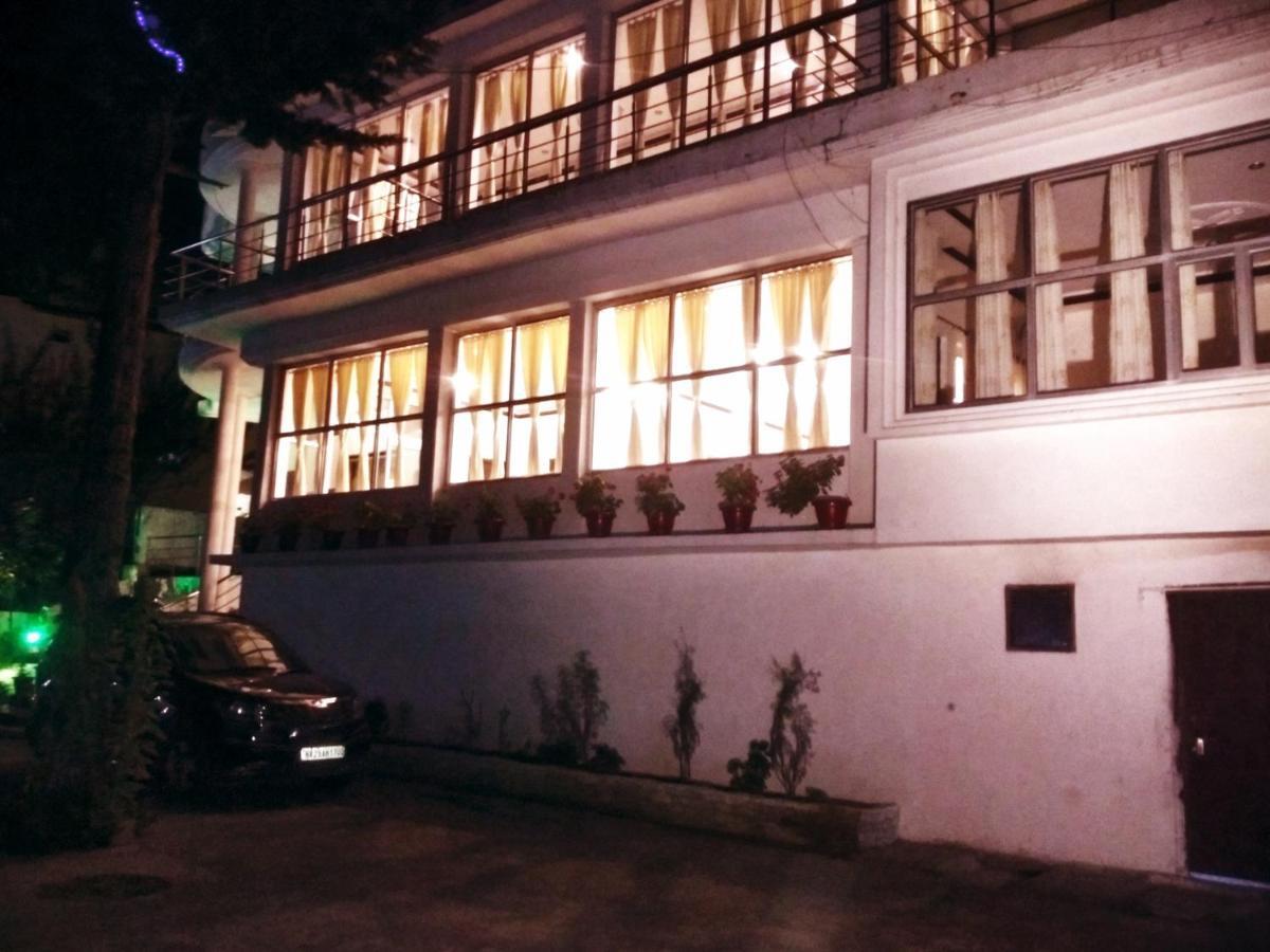Hotel Hill Palace Kausani Bagian luar foto